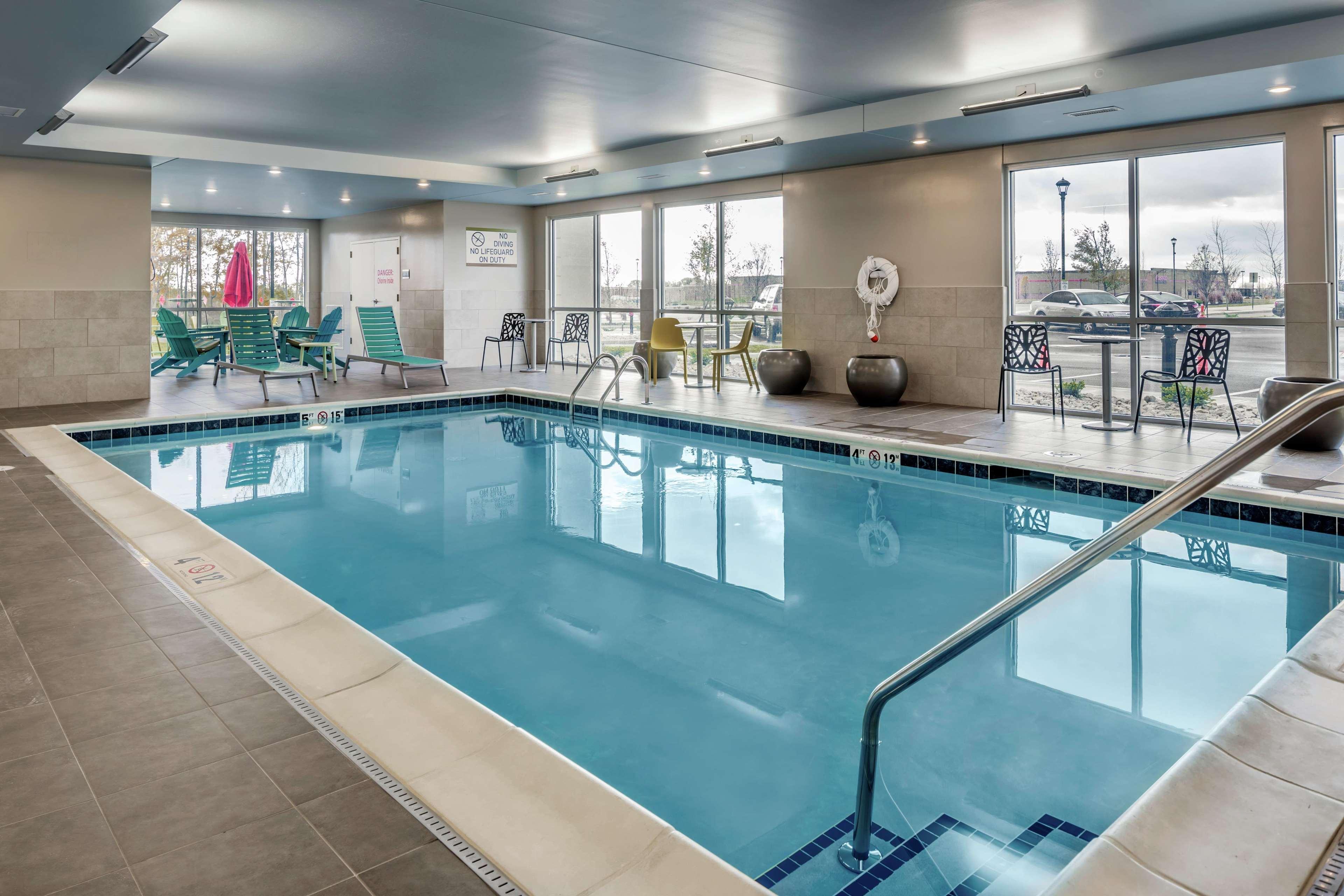 Hotel Home2 By Hilton Dayton 3*