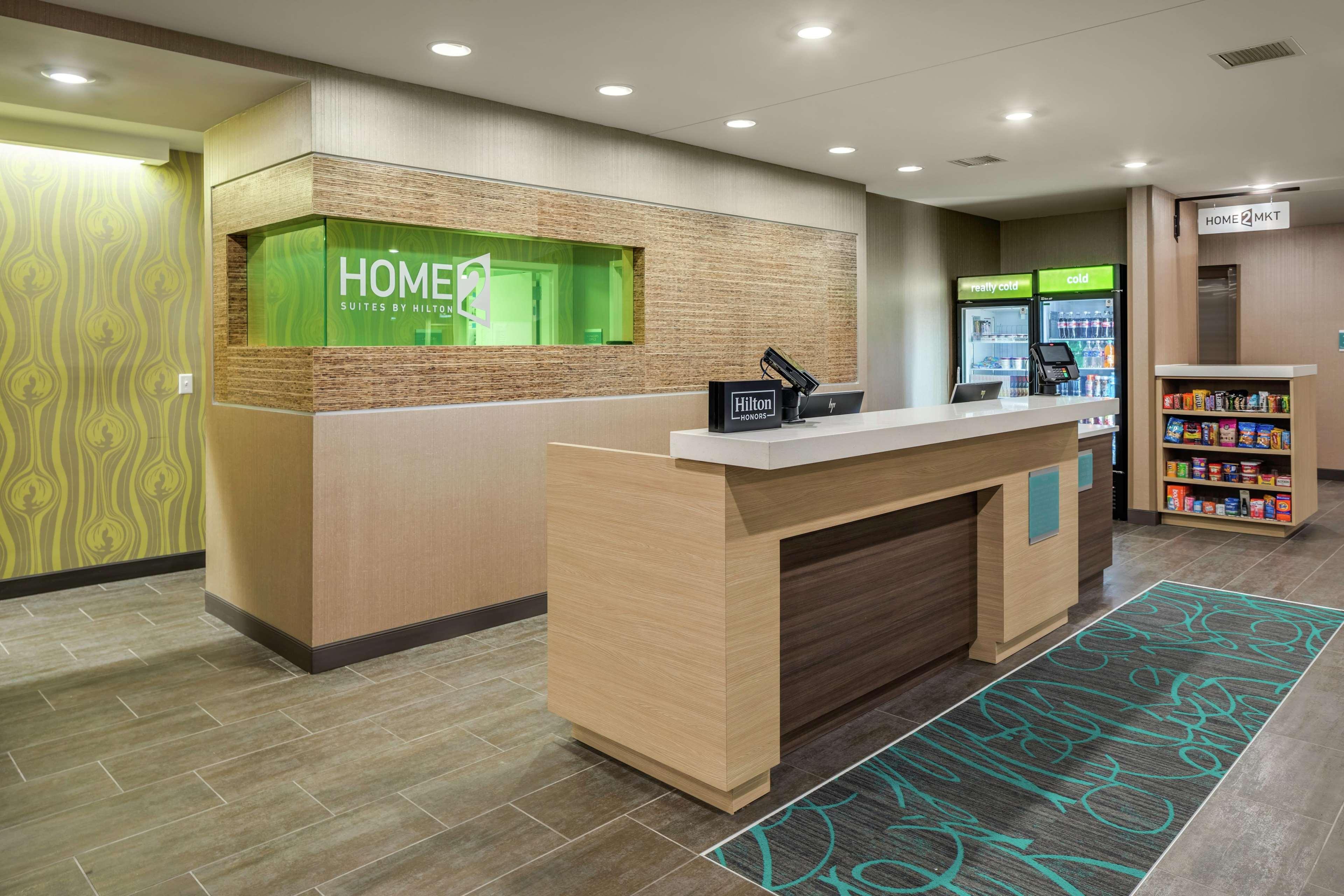 Hotel Home2 By Hilton Dayton